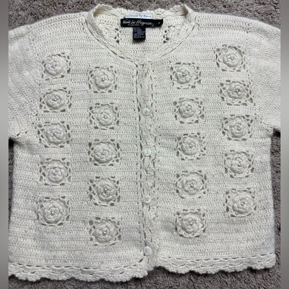 VTG Angora Crochet Knit 3D Flower Pearl Crop Cardigan Sweater S - Picture 3 of 7